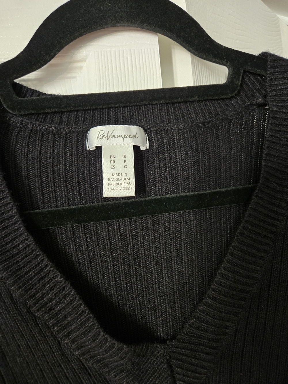 ReVamped Ribbed V-Neck Sweater - Picture 3 of 4